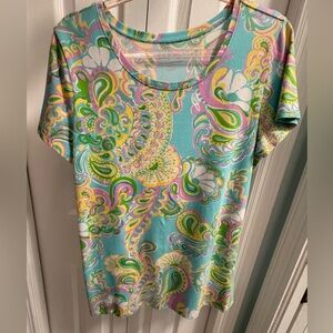 🩵Lilly Pulitzer Karrie~Double Trouble round neck Short Sleeve Tee🩵